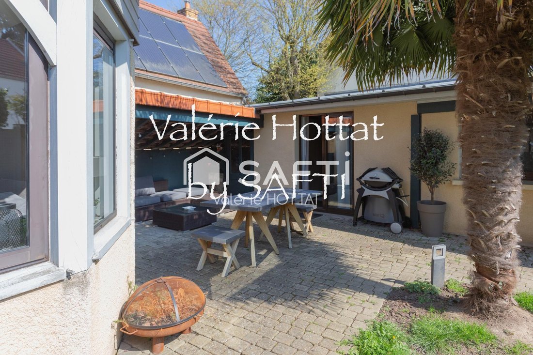 House in Orgeval, Ile-de-France, France 1 - 17742765