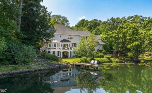 House in Mountain Lakes, New Jersey, United States 1