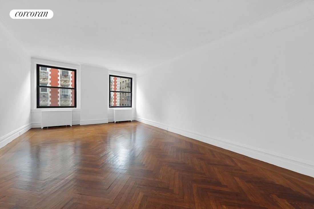 Co Op in New York, New York, United States 4 - 17997397