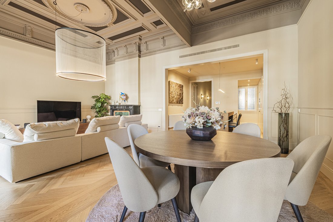 Appartement à Eixample, Barcelone, Espagne 2 - 18547107