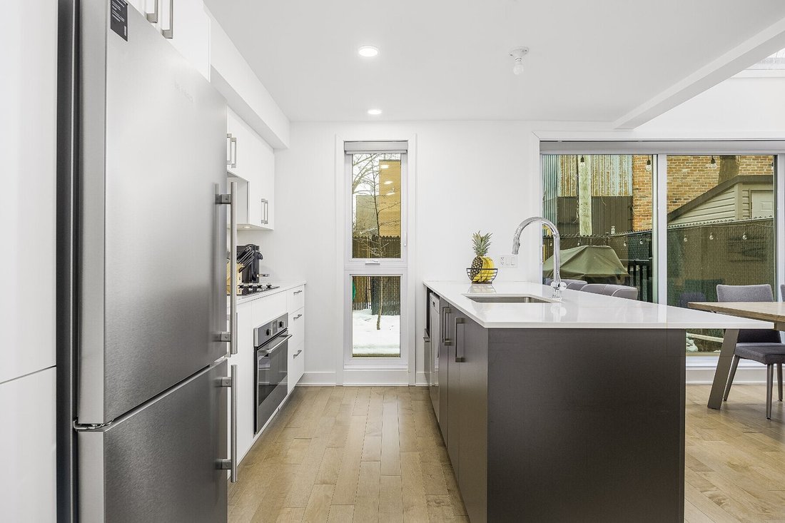 Condo in Montréal, Quebec, Canada 4 - 18547095