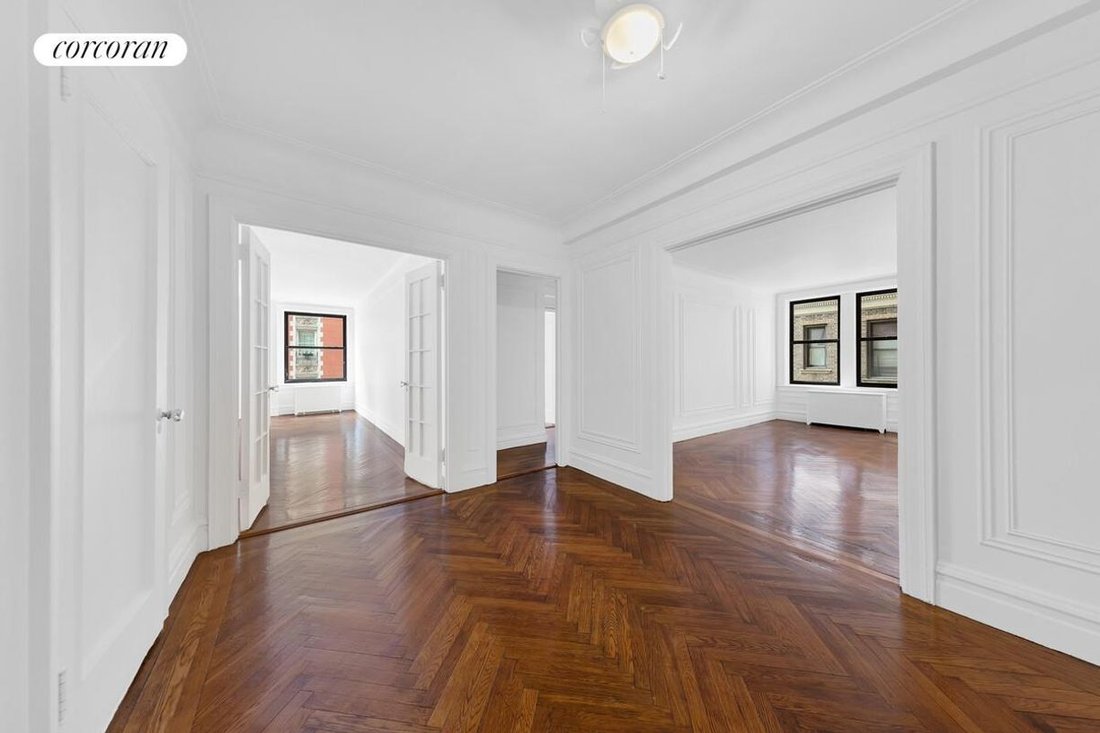 Co Op in New York, New York, United States 5 - 17997397