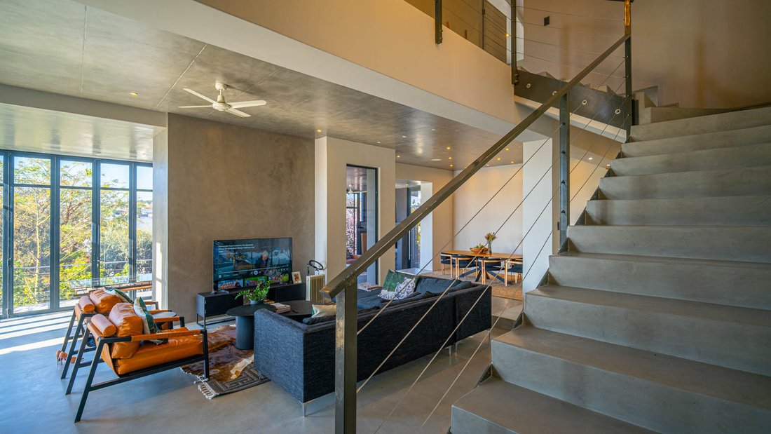 House in Broadacres, Gauteng, South Africa 4 - 18546991