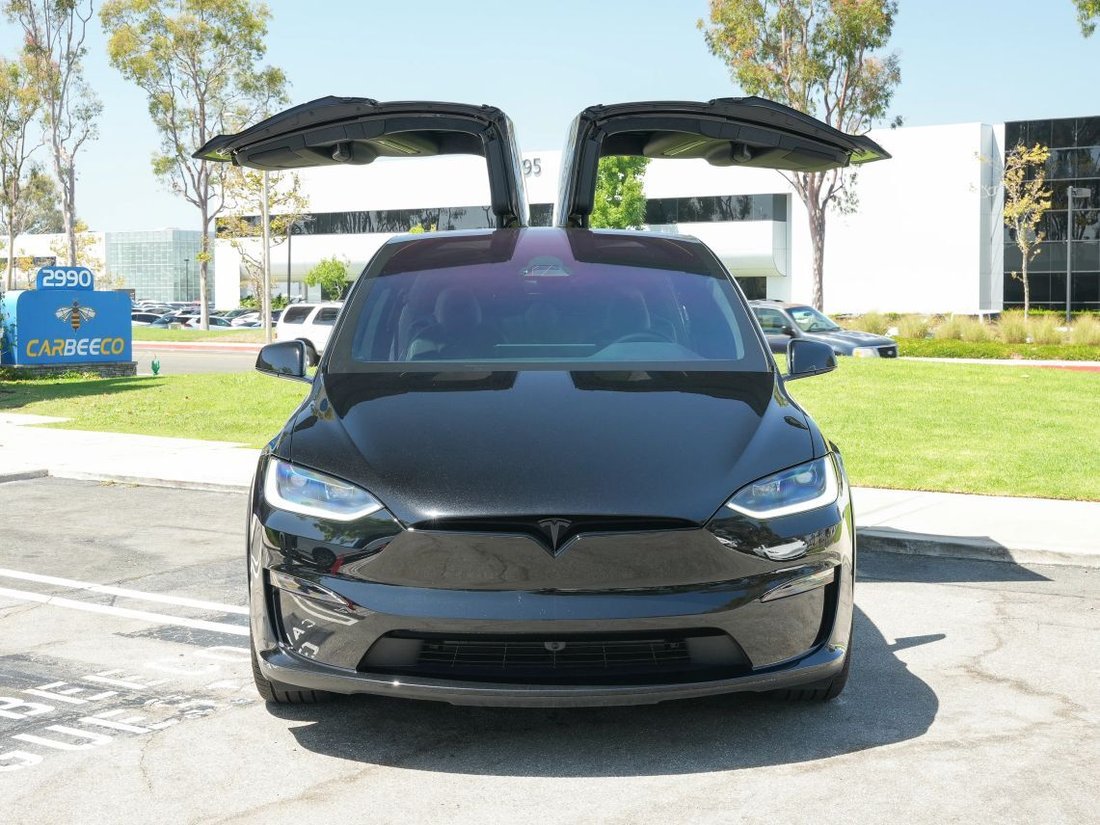 Suv in Costa Mesa, CA, United States 2 - 18536622