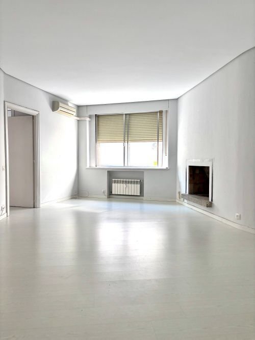 Apartment in Chamberi, Madrid, Spain 3 - 18181153