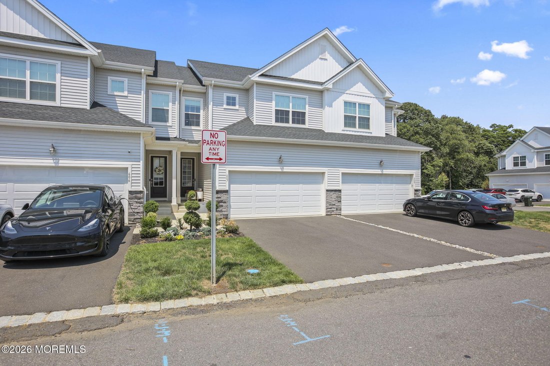 Condo in Marlboro Township, New Jersey, United States 2 - 18546913