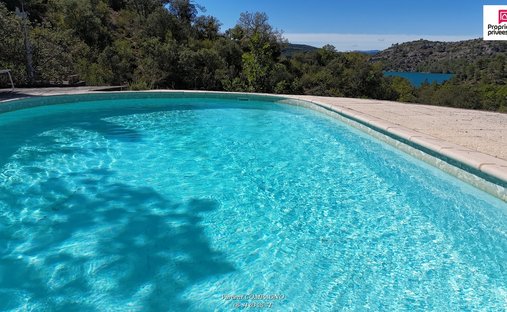 Villa in Esparron-de-Verdon, Provence-Alpes-Côte d'Azur, France 1