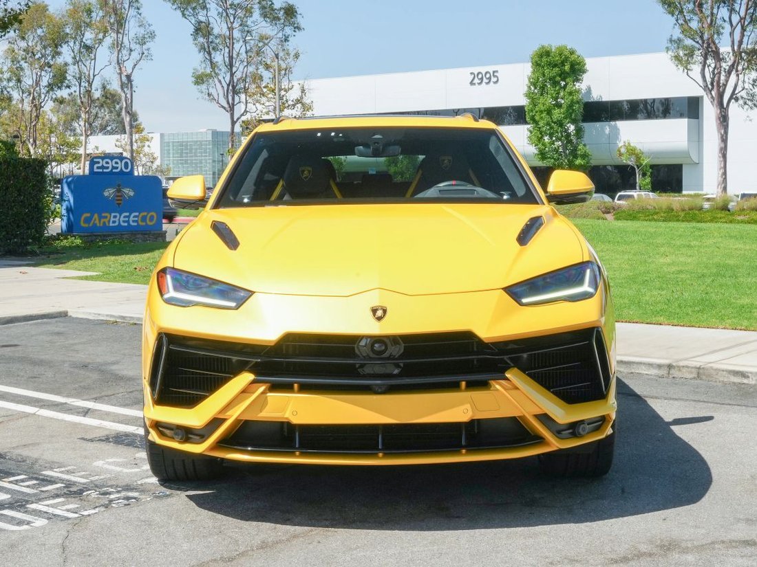 Suv in Costa Mesa, CA, United States 3 - 18383464