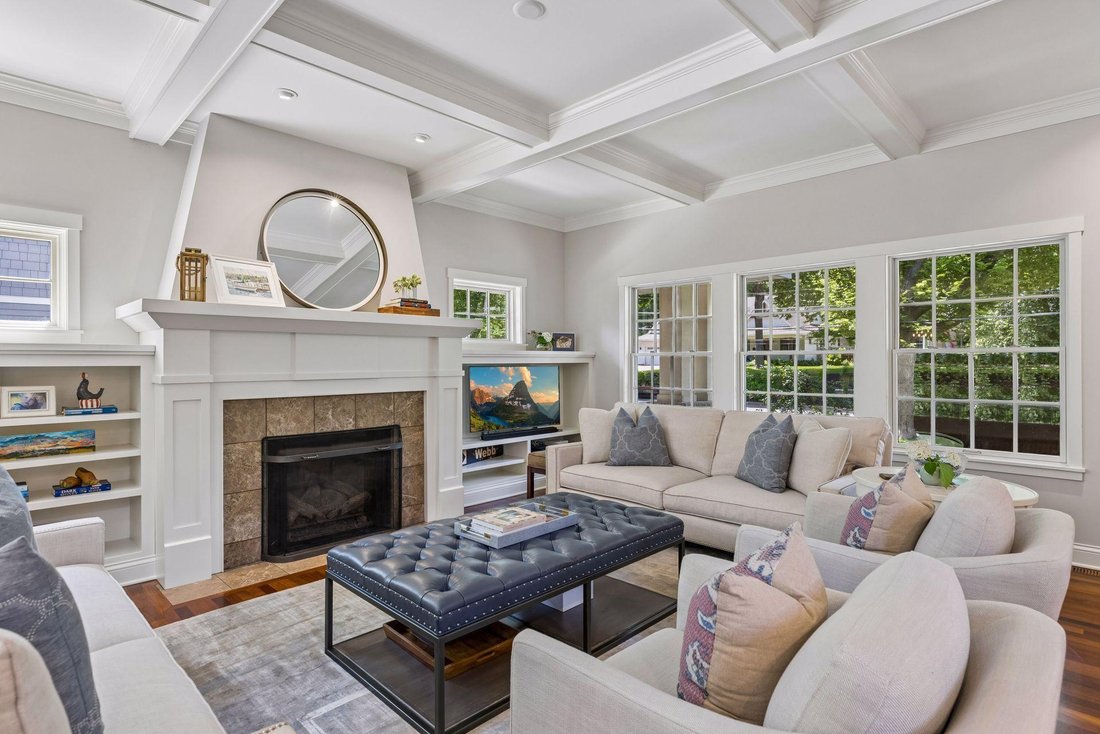 House in Wayzata, Minnesota, United States 4 - 18547077