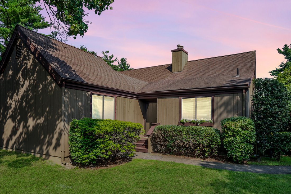 Condo in Stratford, Connecticut, United States 1 - 18547094