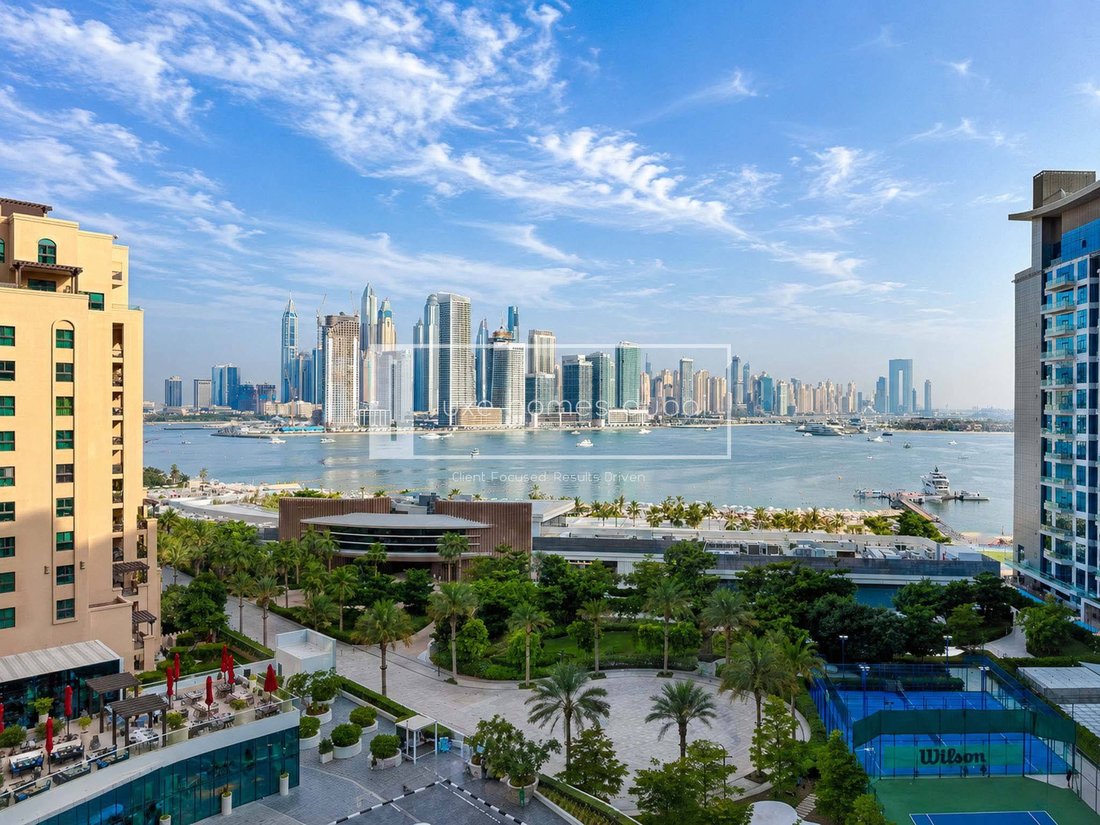 Apartment in Palm Jumeirah, Dubai, United Arab Emirates 1 - 16700508