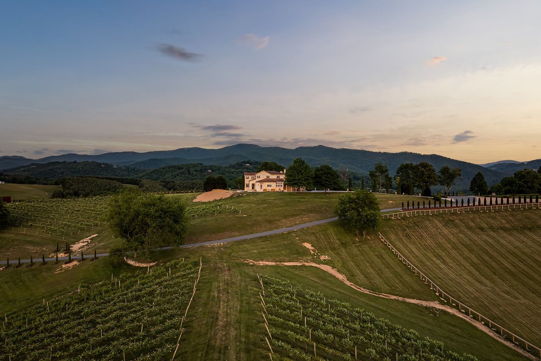 House in Mountain City, Tennessee, United States 2 - 18547172