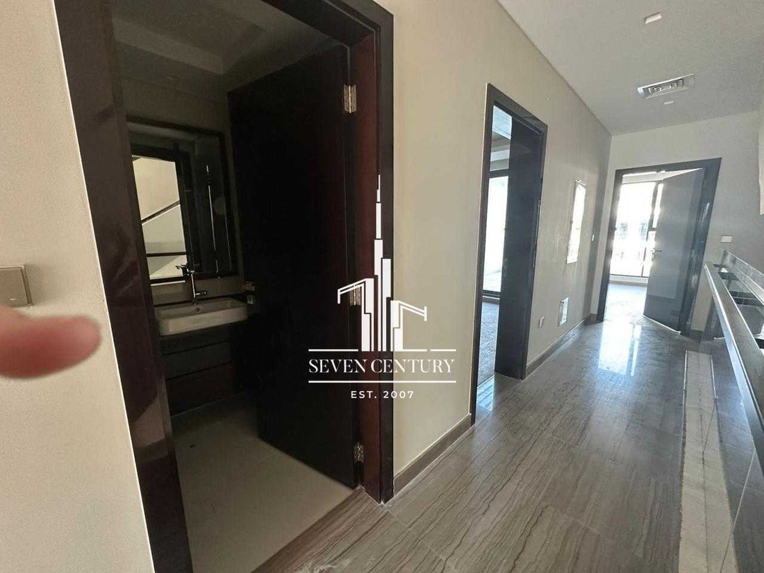 Townhouse in Damac Hills, Dubai, United Arab Emirates 3 - 18547021
