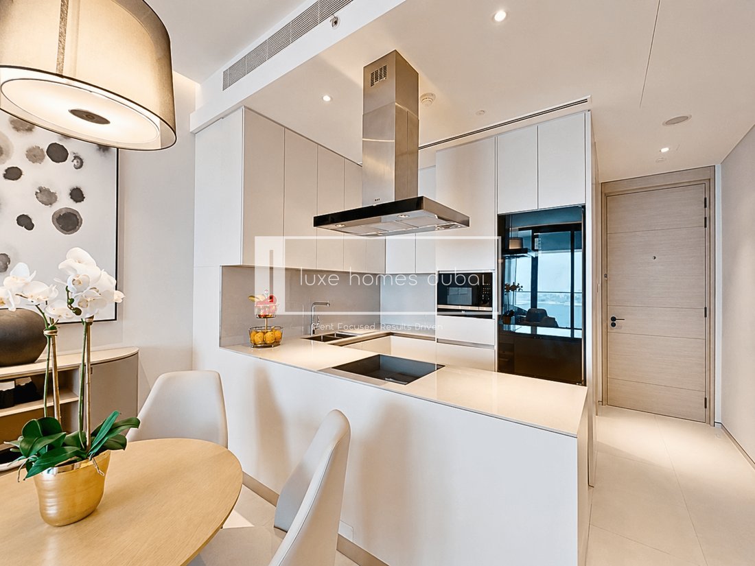 Apartment in Dubai, United Arab Emirates 5 - 17483132