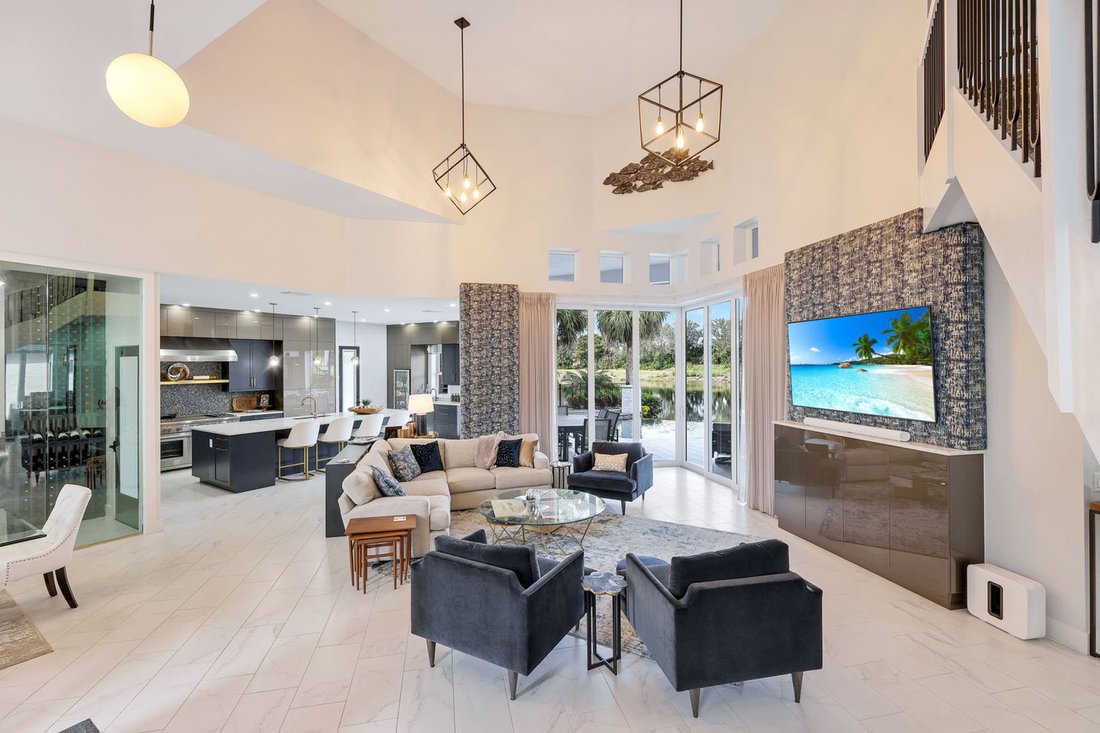 House in Fort Myers, Florida, United States 5 - 18547178