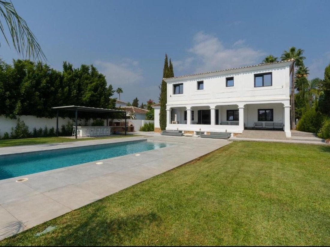 Villa a Puerto Banus, Marbella, Spagna 1 - 18547072