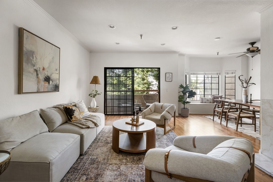 Condo in Los Angeles, California, United States 1 - 18547097