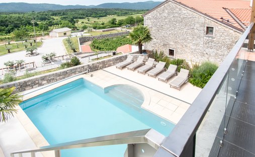 Casa a Tomaj, Sežana, Slovenia 1
