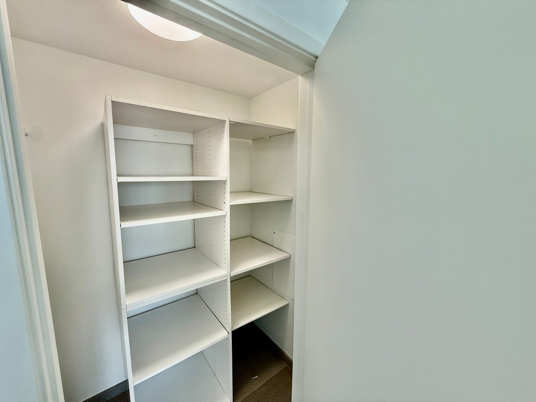 Condo in Miami, Florida, United States 5 - 18547092