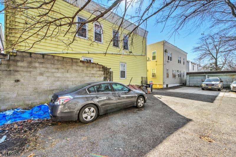 Irvington, New Jersey, United States 4 - 18547308