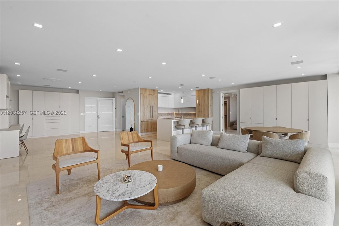Condo in Miami, Florida, United States 3 - 18547215