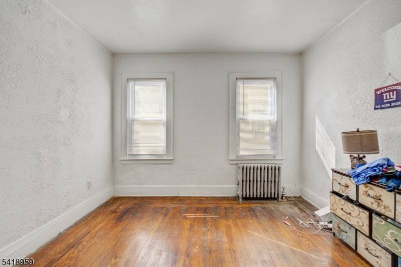 Irvington, New Jersey, United States 5 - 18547308