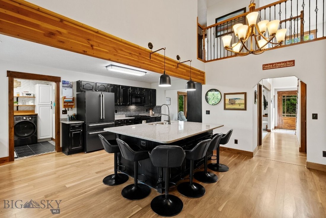House in Bozeman, Montana, United States 4 - 18547195