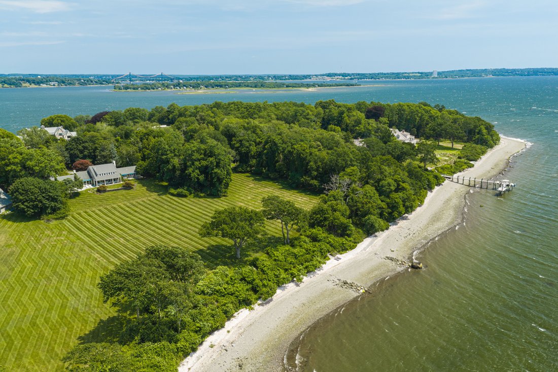 House in Bristol, Rhode Island, United States 3 - 18547376
