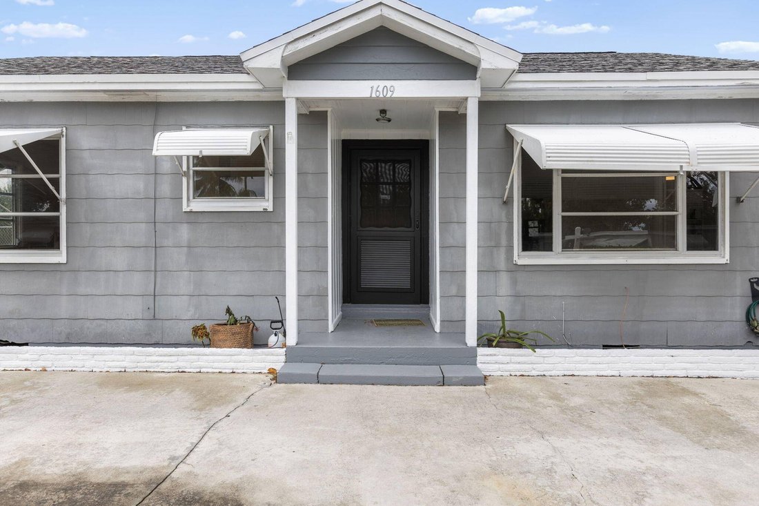 House in Lake Worth, Florida, United States 3 - 18547300