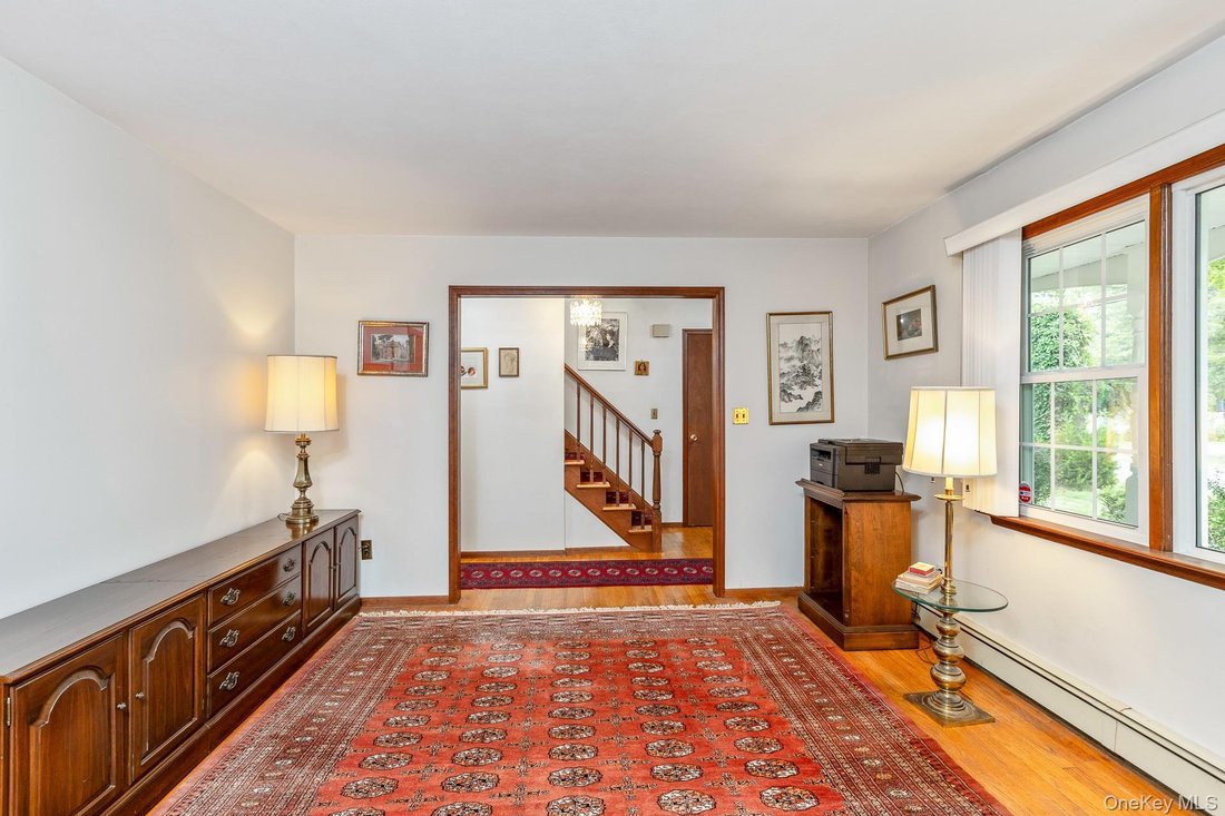 House in Saint James, New York, United States 4 - 18547210