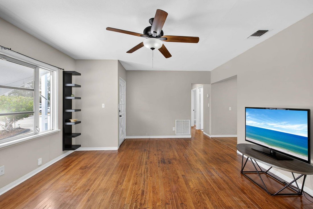 House in Lake Worth, Florida, United States 4 - 18547300