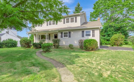 House in Saint James, New York, United States 1