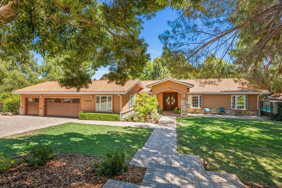 House in Saratoga, California, United States 1 - 18547216