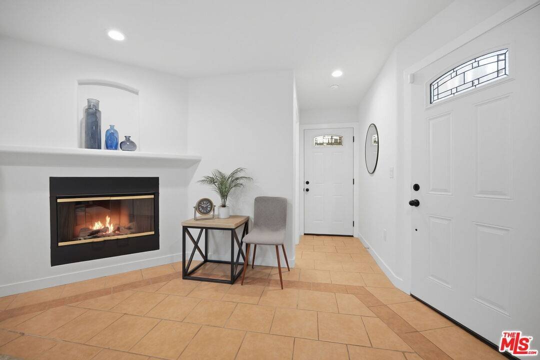 House in Carson, California, United States 2 - 18547274