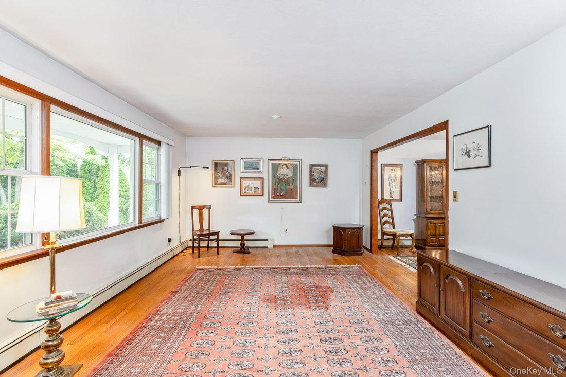 House in Saint James, New York, United States 5 - 18547210