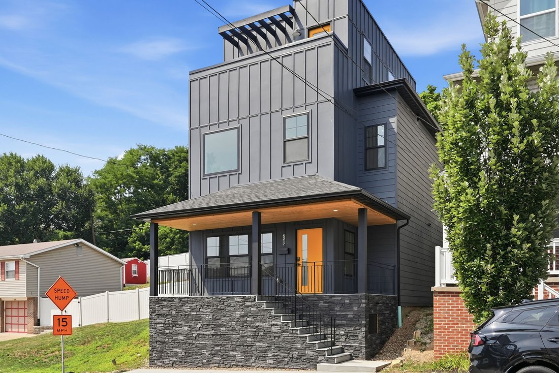 House in Pittsburgh, Pennsylvania, United States 5 - 18547375
