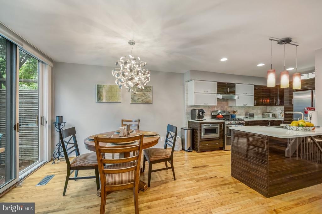 House in Reston, Virginia, United States 4 - 18547372