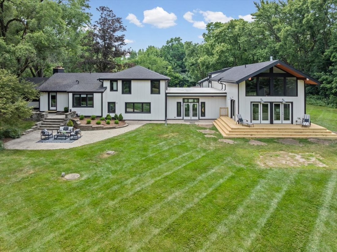House in Long Grove, Illinois, United States 2 - 18424094