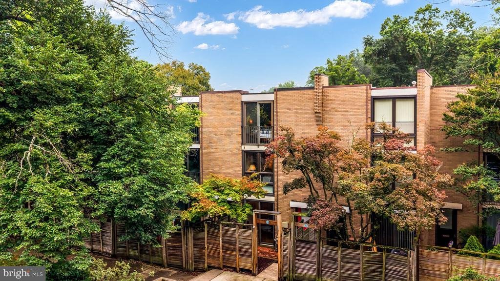 House in Reston, Virginia, United States 1 - 18547372
