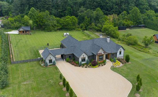 House in Horse Shoe, North Carolina, United States 1