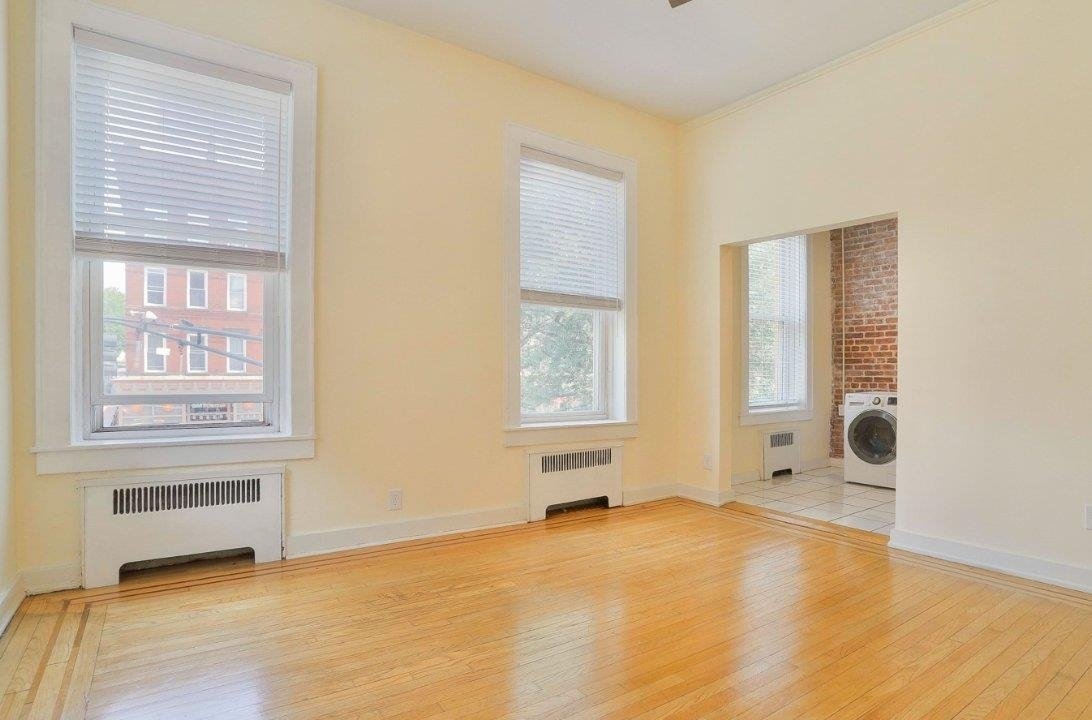 Condo in Hoboken, New Jersey, United States 3 - 18547412