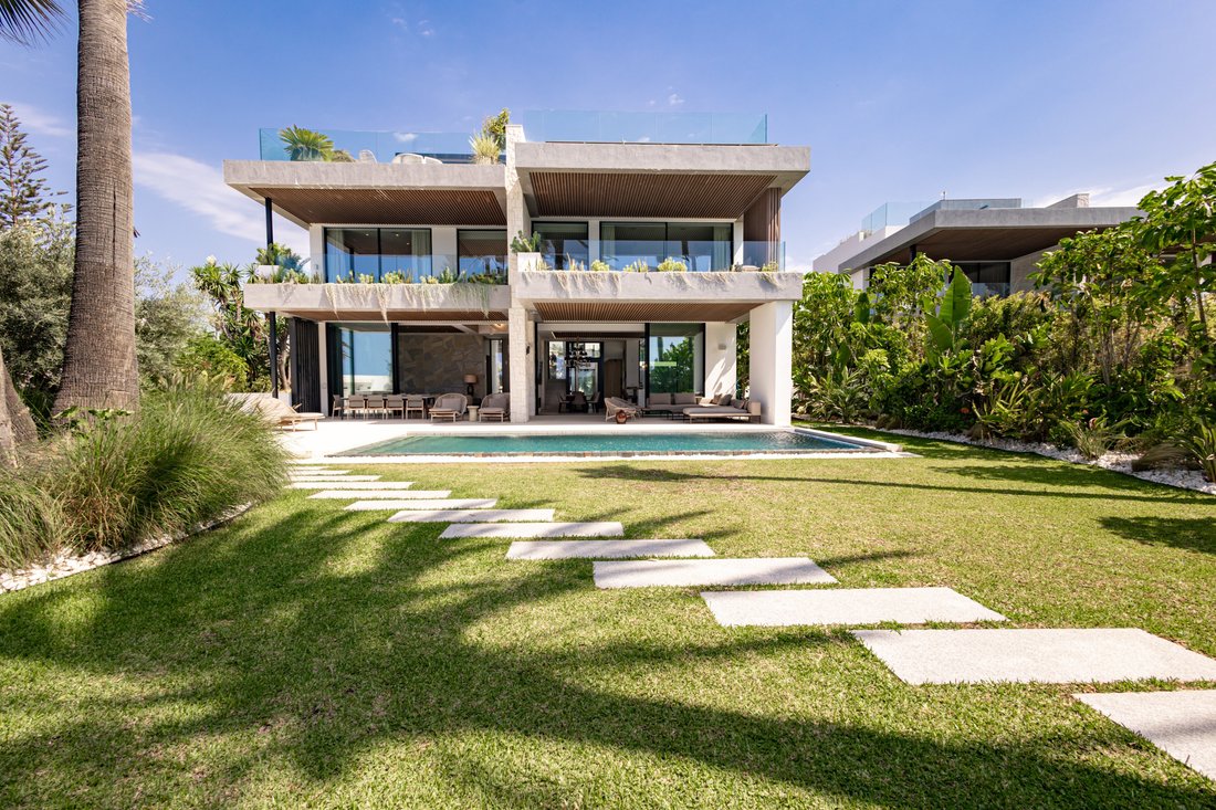 Villa in Marbella, Andalusia, Spain 2 - 18547495