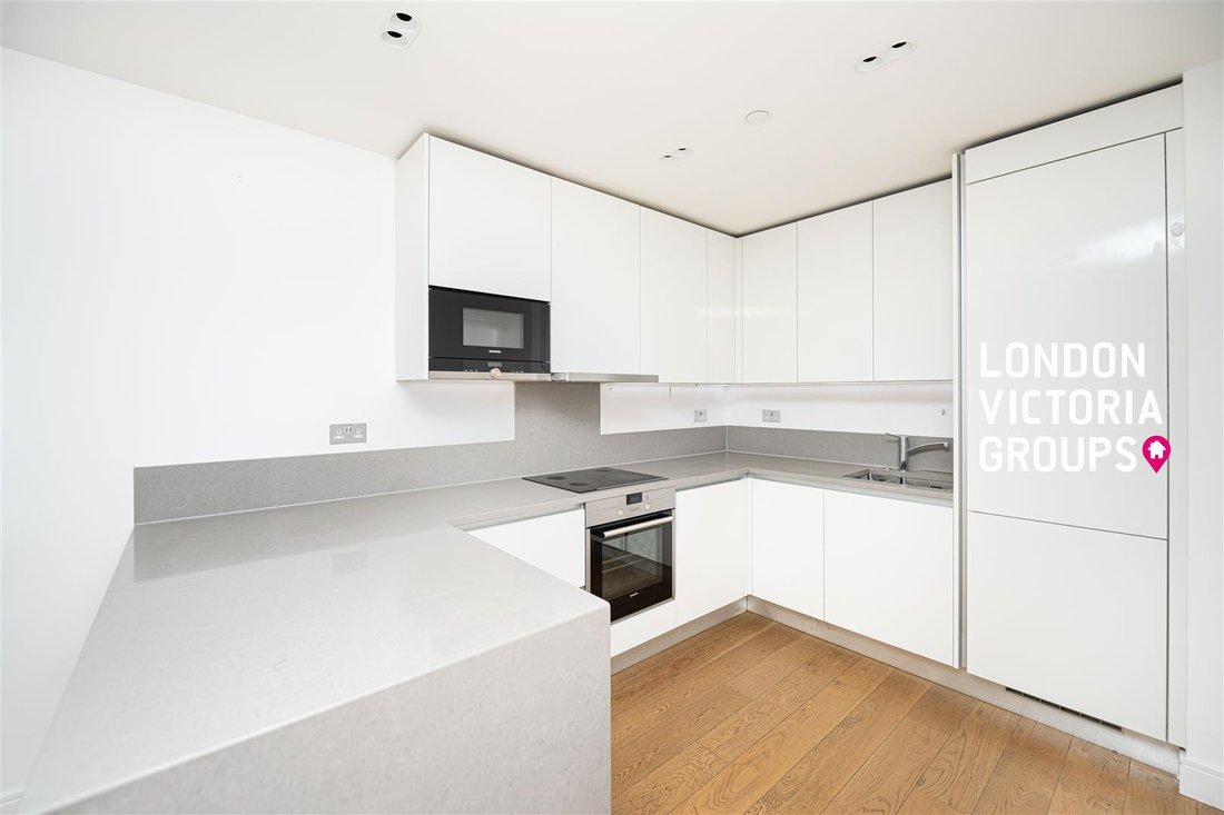 House in Ealing (London Borough of Ealing), Ealing, England 5 - 18547814