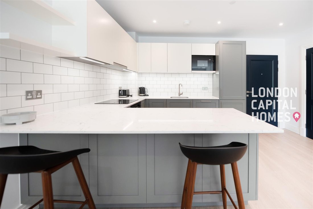 House in Ealing (London Borough of Ealing), Ealing, England 5 - 18547841