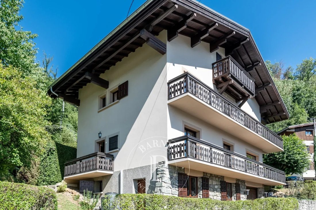 Chalet in Saint-Gervais-les-Bains, Auvergne-Rhône-Alpes, France 2 - 18547890