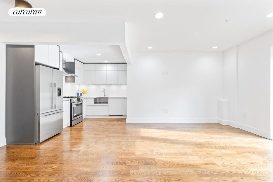 Condo in New York, New York, United States 3 - 17349083