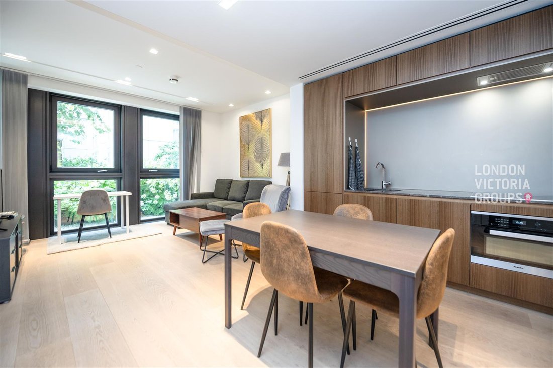 Apartment in WC2, Westminster, England 2 - 18548049
