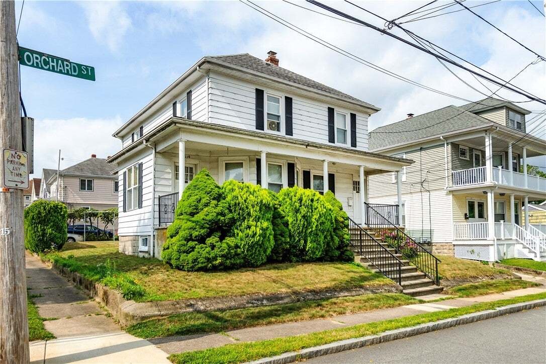 East Providence, Rhode Island, United States 2 - 18547682