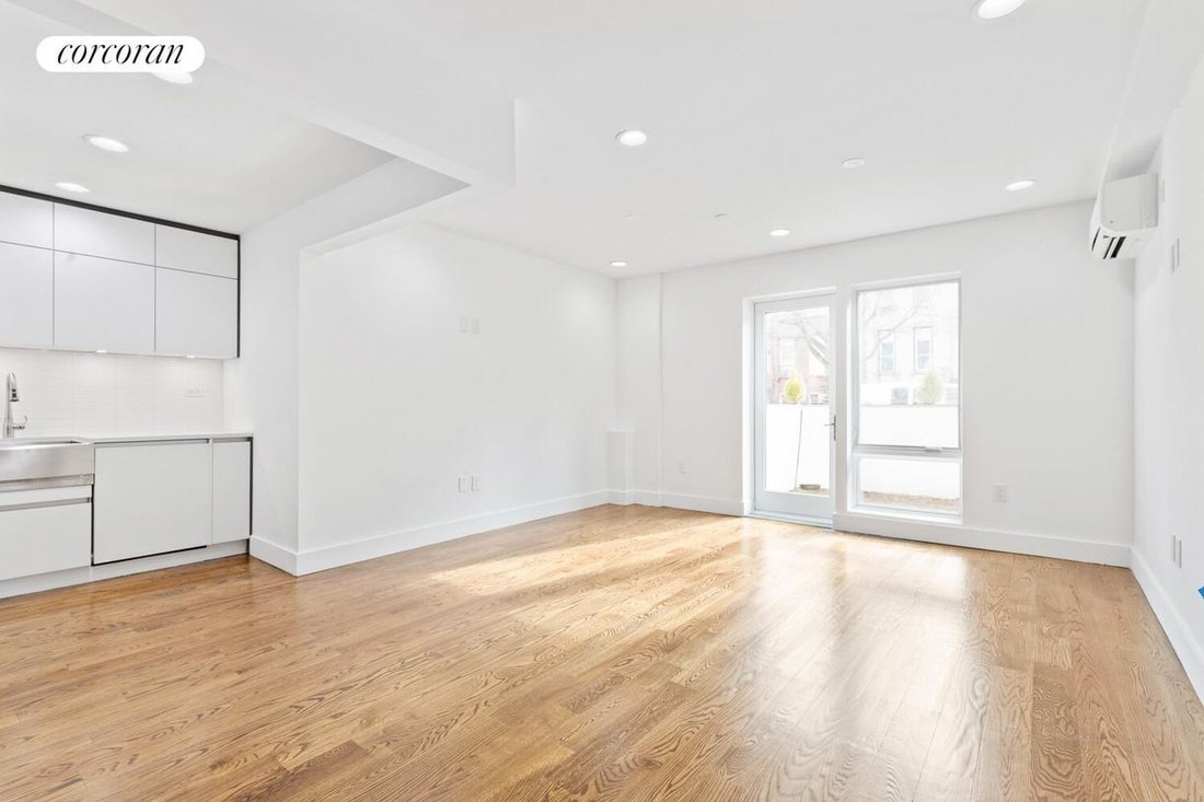 Condo in New York, New York, United States 2 - 17349083
