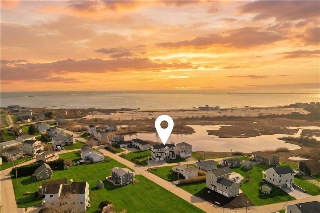 House in Narragansett, Rhode Island, United States 4 - 18547694